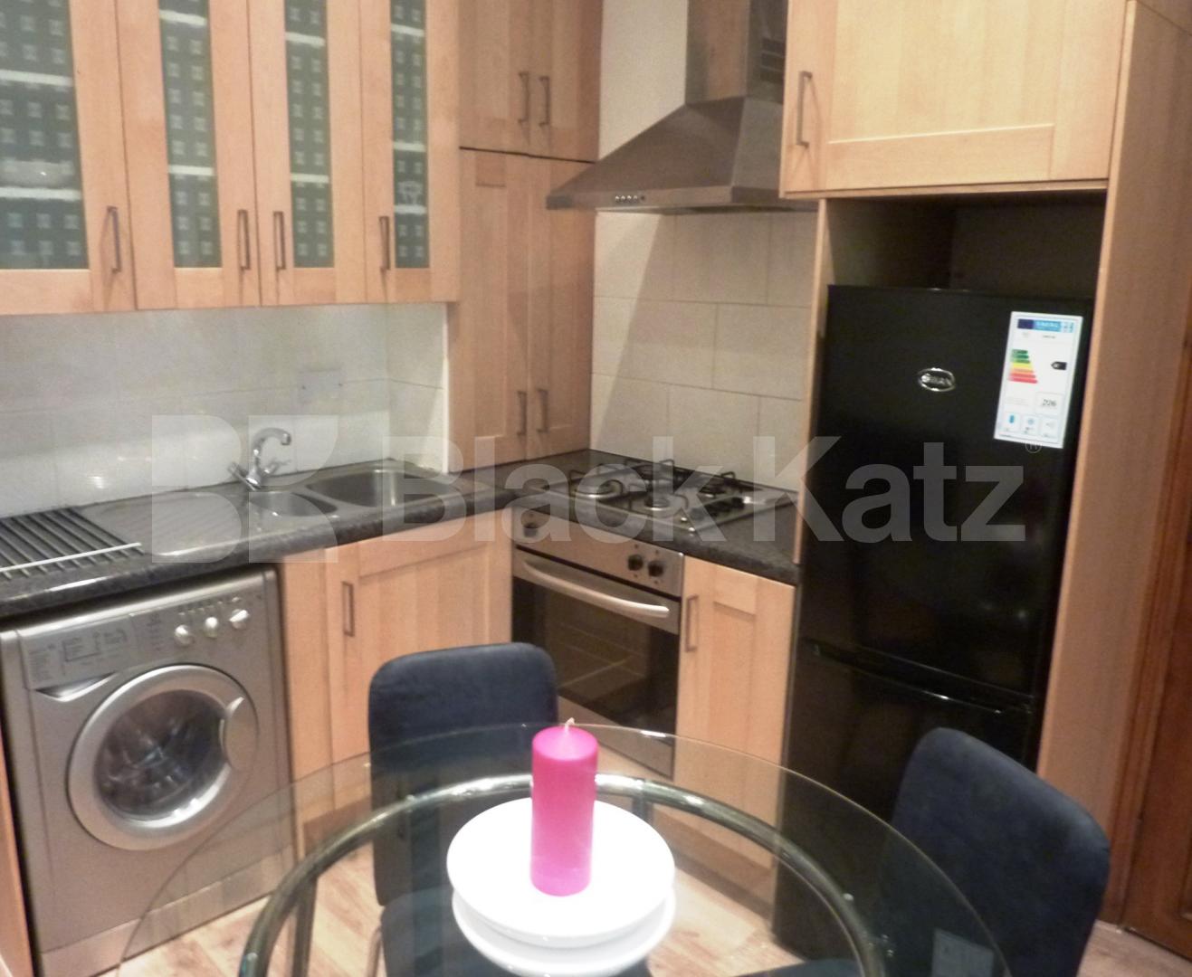 			NEW INSTRUCTION! INCLUSIVE OF ALL BILLS!, 1 Bedroom, 1 bath, 1 reception Flat			 Westbourne Terrace Road, BAYSWATER